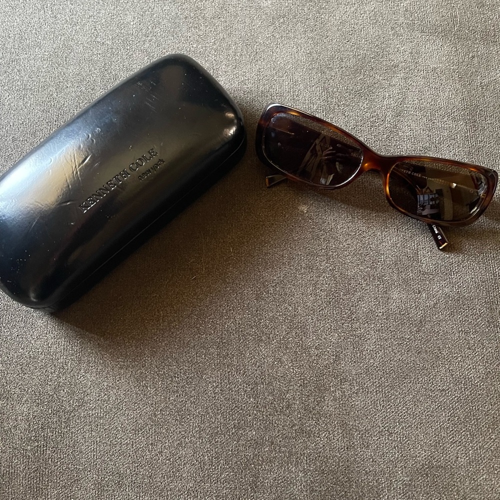 Kenneth Cole Tortoise Sunglasses with Case